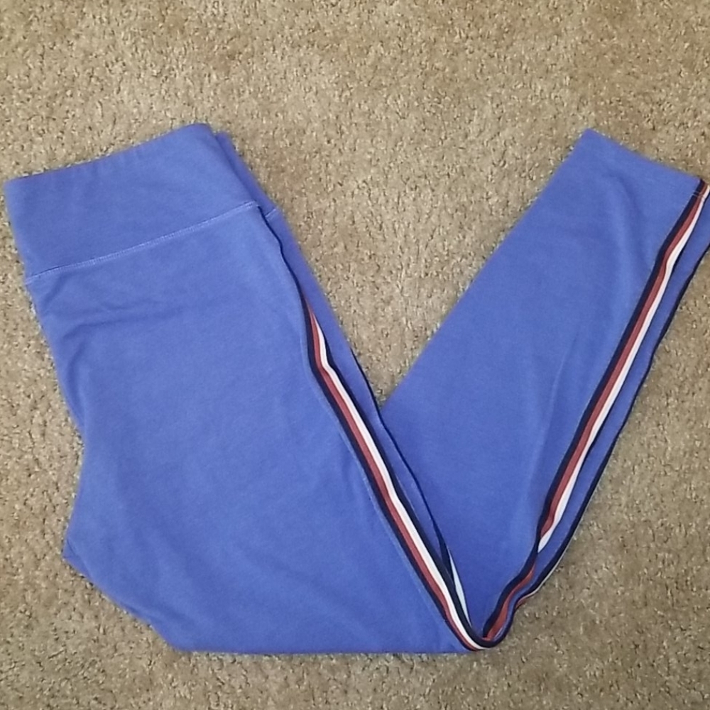 Aerie capris